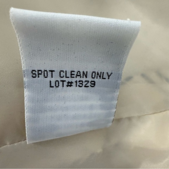 NWT R&M Richards Evening Jacket 20W Champagne & Black Diamond Rhinestone Clasp - Picture 10 of 11